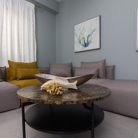 Hippy Designed 3Bedroom Apartment In Heraklion ภายนอก รูปภาพ