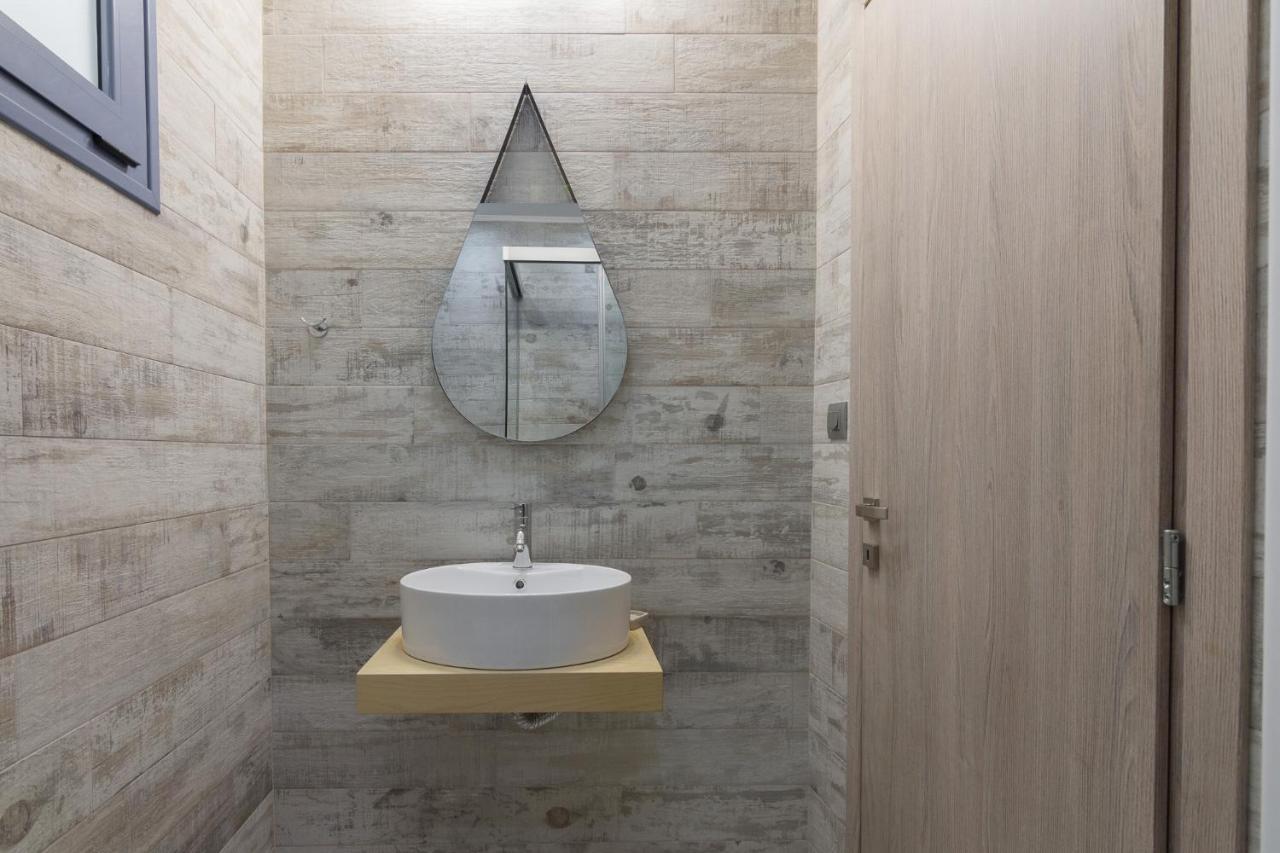 Hippy Designed 3Bedroom Apartment In Heraklion ภายนอก รูปภาพ